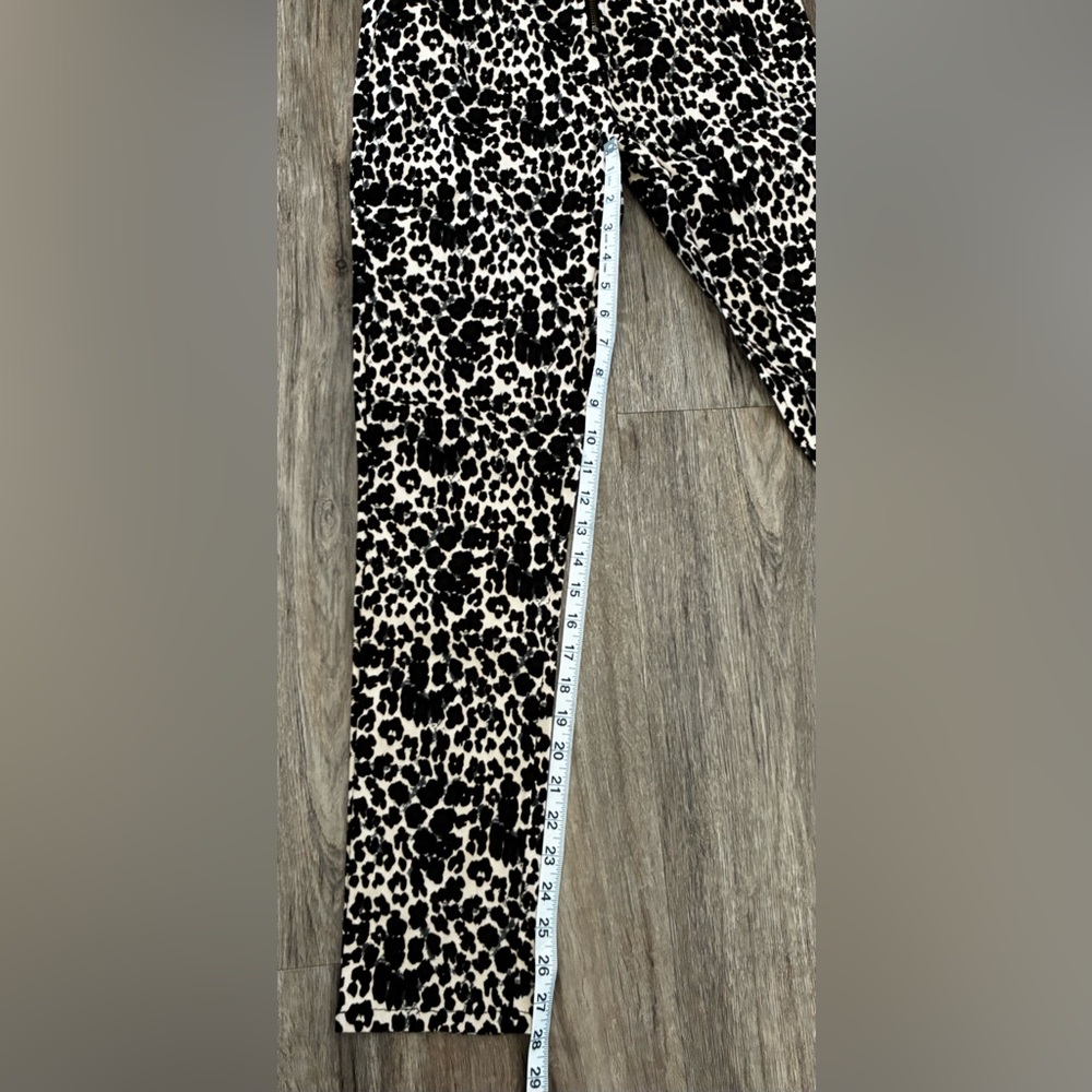 HAYDEN LOS ANGELES Black and Tan Animal Print Pants. Size Medium. - Picture 6 of 9